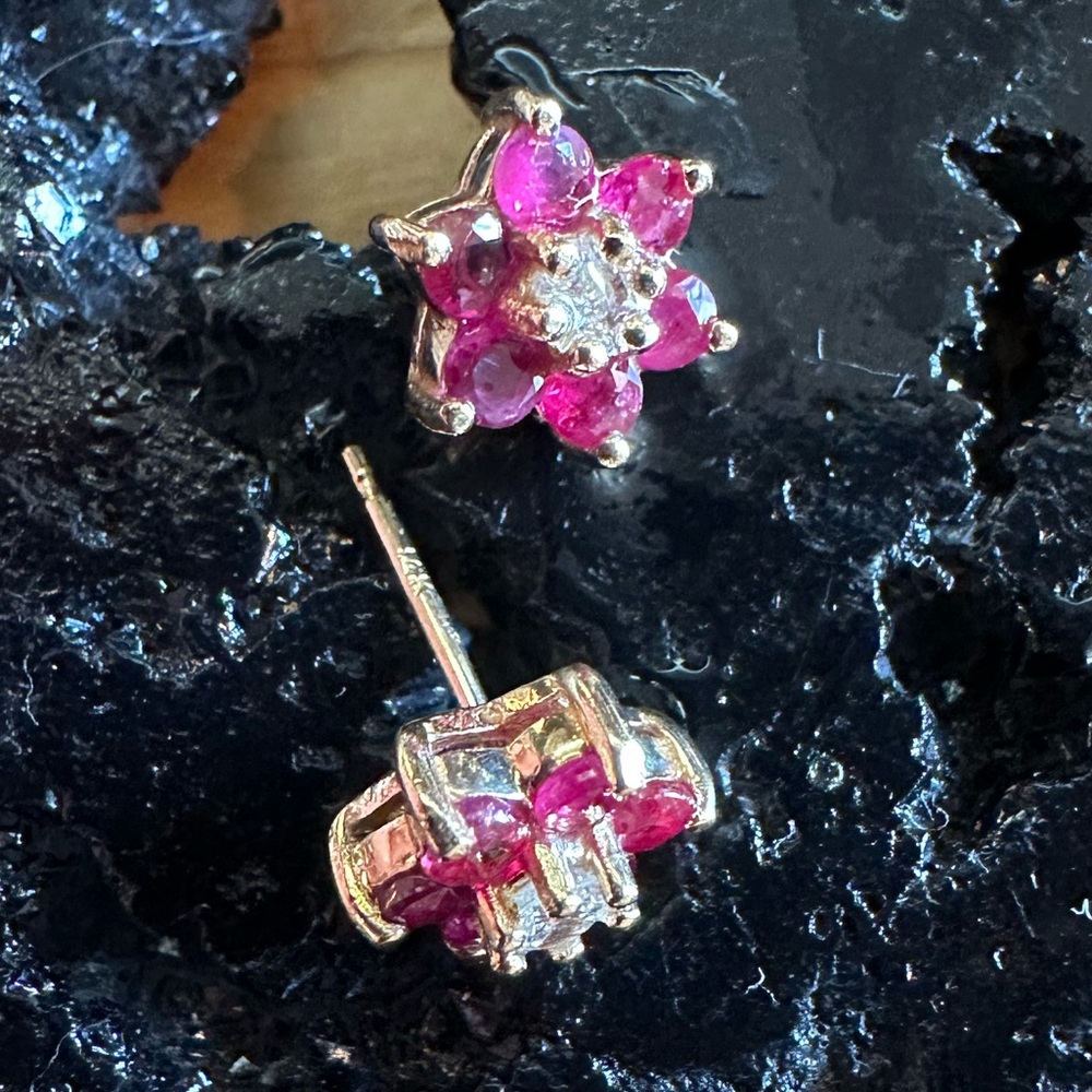 Elegant Pink and Gold Floral Earrings